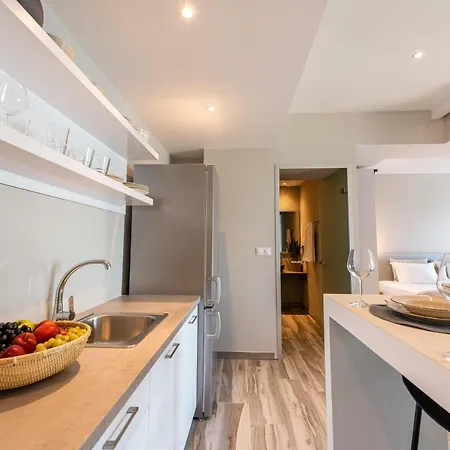 Valtes Luxurious Apartments Mpoukaris Exterior photo